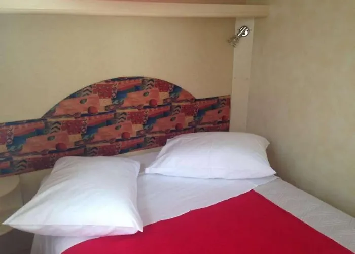 Apartman With Parking Space Grebastica, - 23339 Sibenik