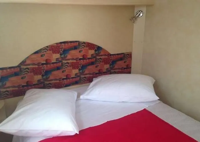 Apartman With Parking Space Grebastica, - 23339 Sibenik