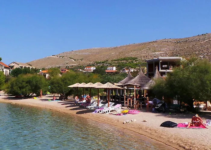 Lejlighed With Parking Space Grebastica, - 23339